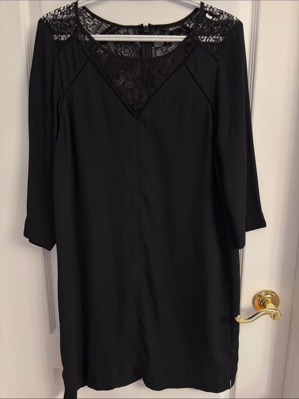 Reitmans Black Lace Yoke Shift Dress With Three Quarter Sleeves